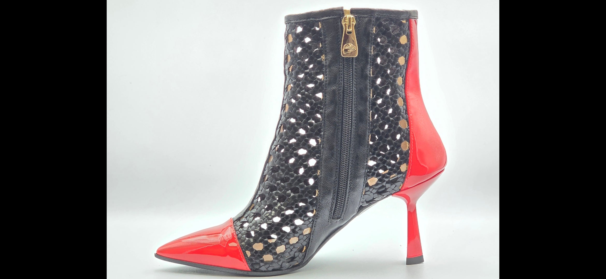 9079 Fiorangelo Boots / Black - Red